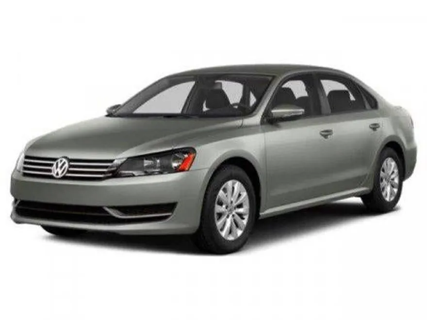 2015 Volkswagen Passat S photo 1