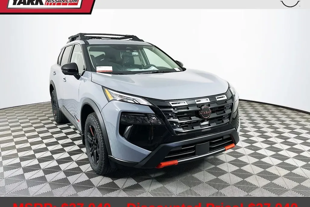 2026 Nissan Rogue SV photo 1