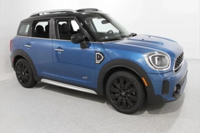 2024 Mini Countryman ALL4 Signature photo 1