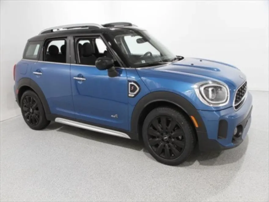 2024 Mini Countryman ALL4 Signature photo 1