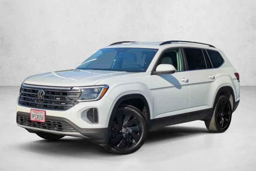 2024 Volkswagen Atlas SE Technology photo 1