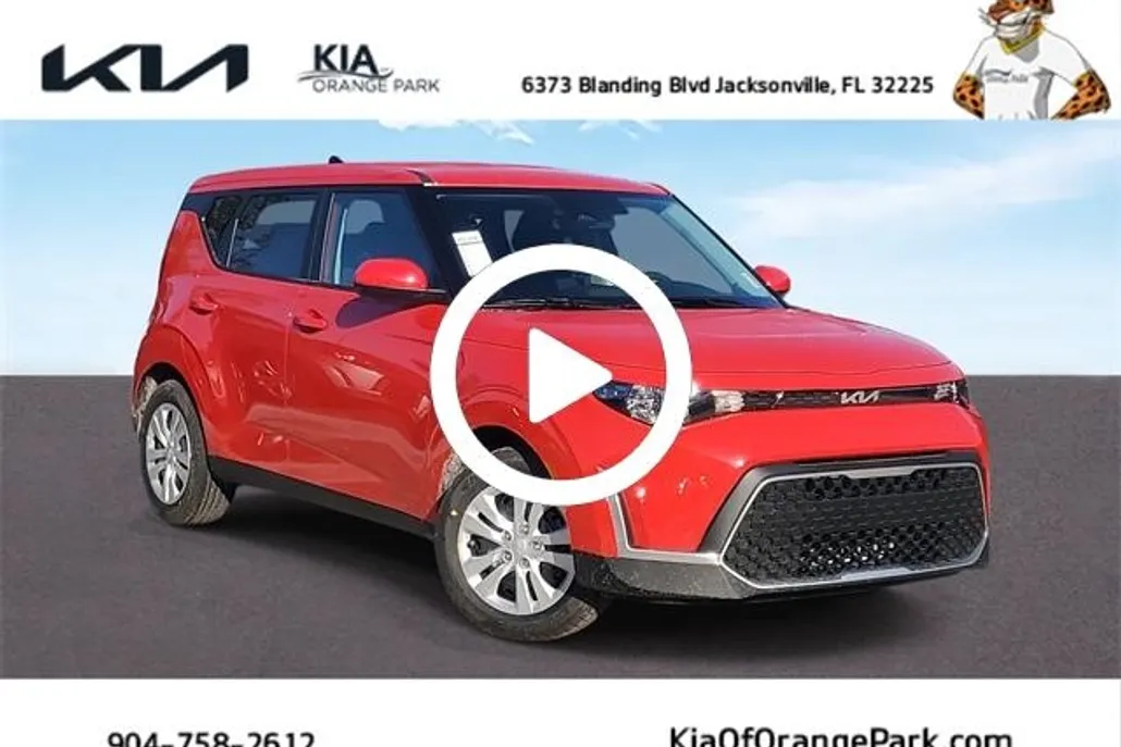 2025 Kia Soul LX photo 1
