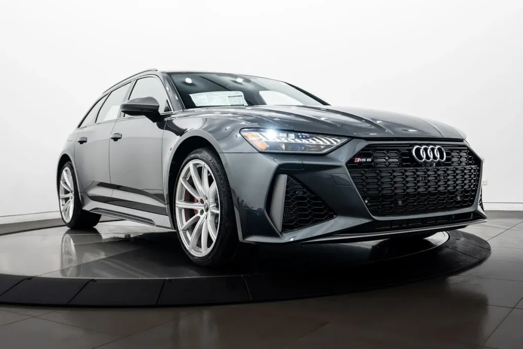 2024 Audi RS 6 Avant Performance photo 1