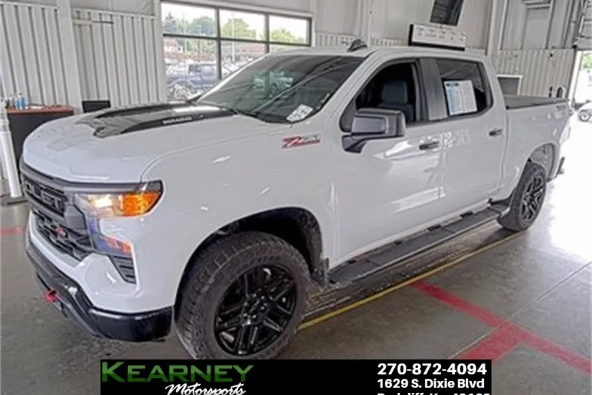 2024 Chevrolet Silverado 1500 Custom Trail Boss photo 1