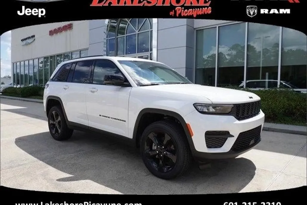 2024 Jeep Grand Cherokee Altitude photo 1