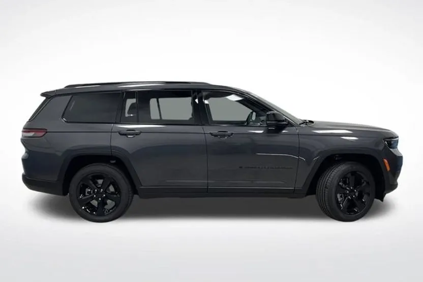 2025 Jeep Grand Cherokee Altitude X photo 1