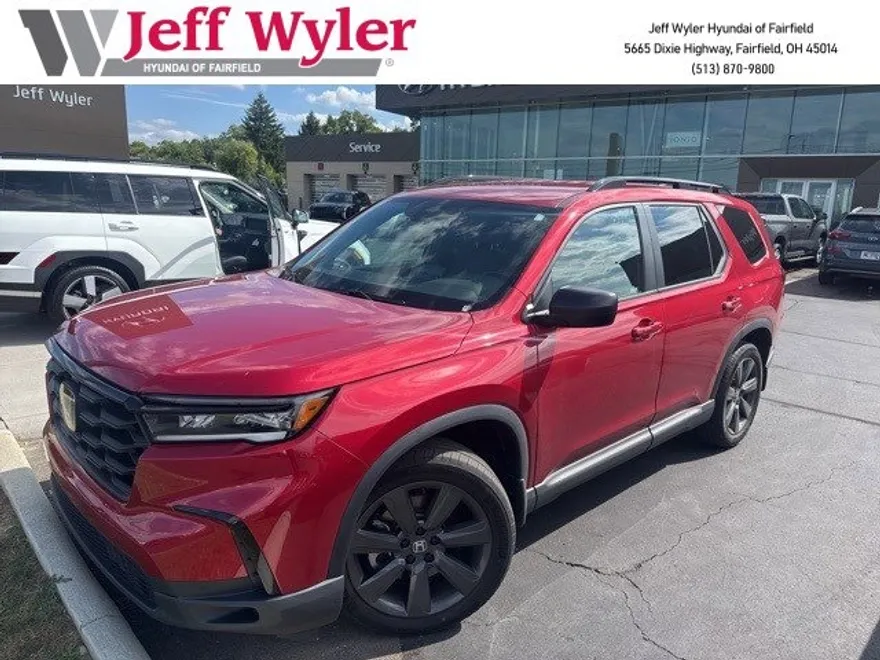 2023 Honda Pilot Sport photo 1
