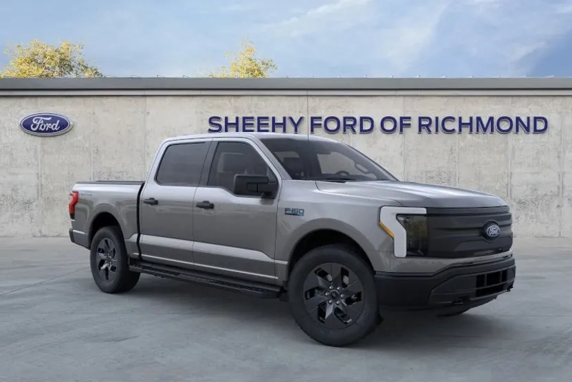 2024 Ford F-150 Lightning photo 1