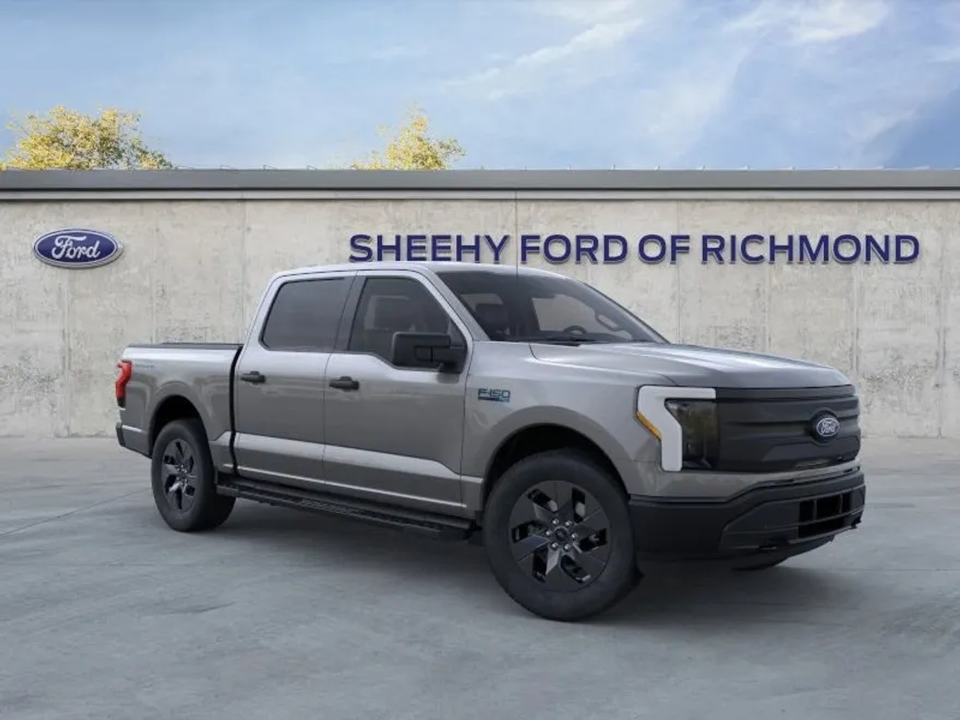 2024 Ford F-150 Lightning photo 1