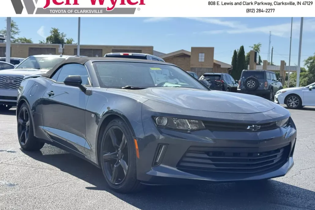 2018 Chevrolet Camaro 1LT photo 1