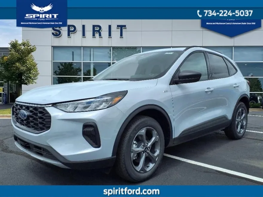 2025 Ford Escape ST-Line photo 1