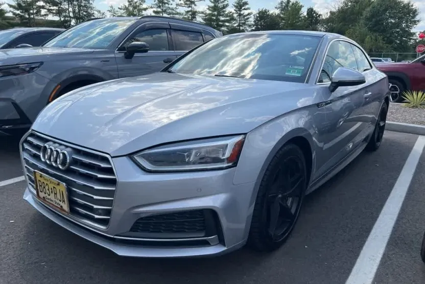 2018 Audi A5 2.0T Premium photo 1