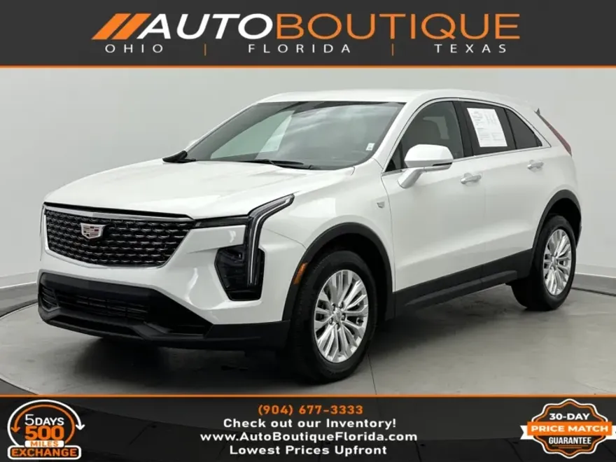 2024 Cadillac XT4 Luxury photo 1