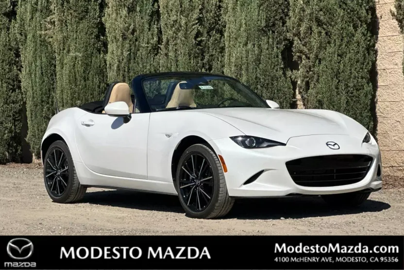2025 Mazda MX-5 Miata Miata Grand Touring photo 1
