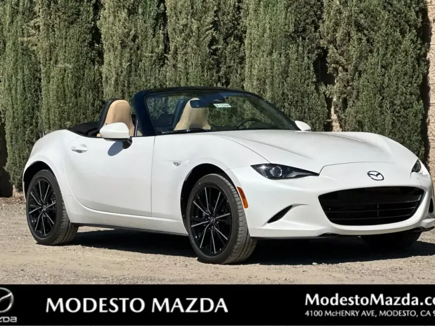 2025 Mazda MX-5 Miata Miata Grand Touring photo 1