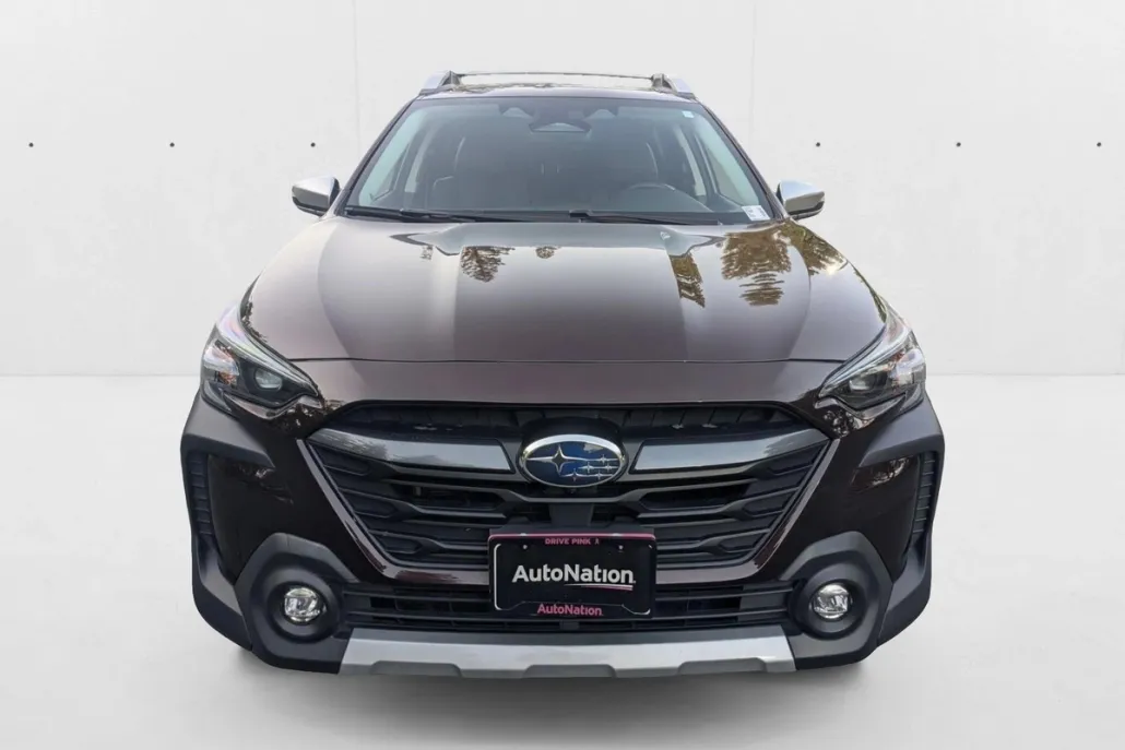 2023 Subaru Outback Touring XT photo 1