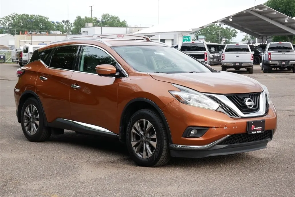 2015 Nissan Murano SL photo 1