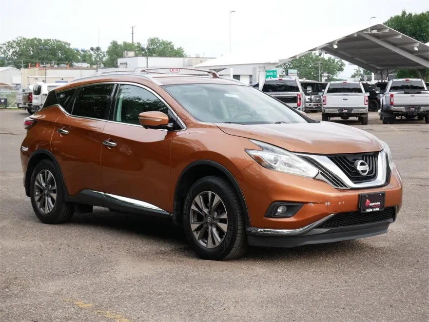 2015 Nissan Murano SL photo 1