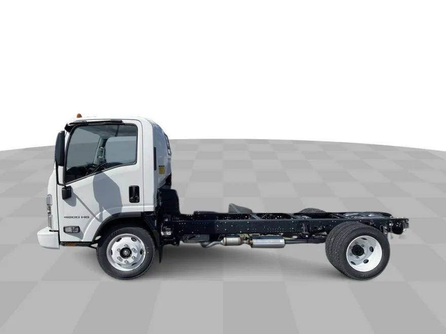 2024 Chevrolet Silverado 4500HD photo 1