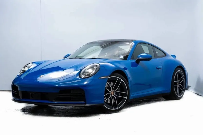 2025 Porsche 911 photo 1