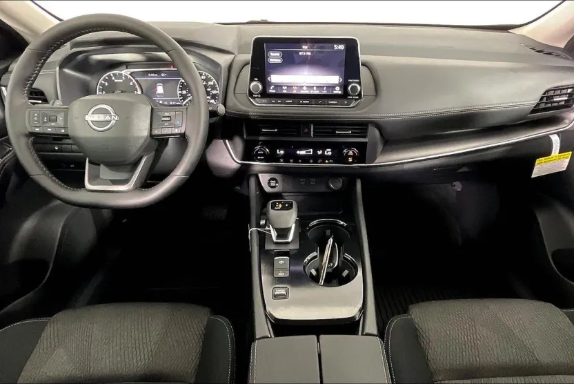 2026 Nissan Rogue SV photo 1