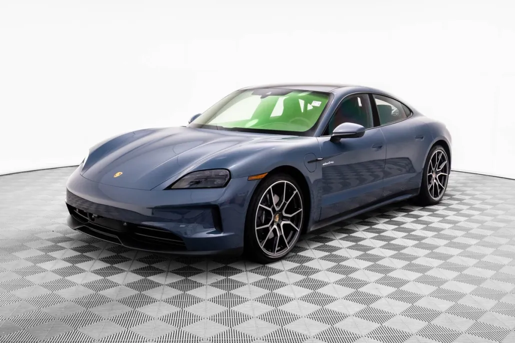 2026 Porsche Taycan 4 photo 1
