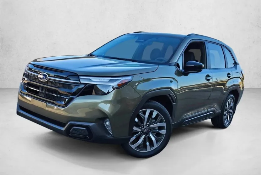 2025 Subaru Forester Touring photo 1