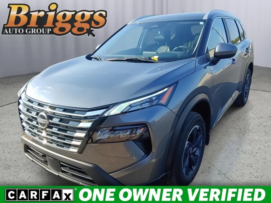 2024 Nissan Rogue SV photo 1