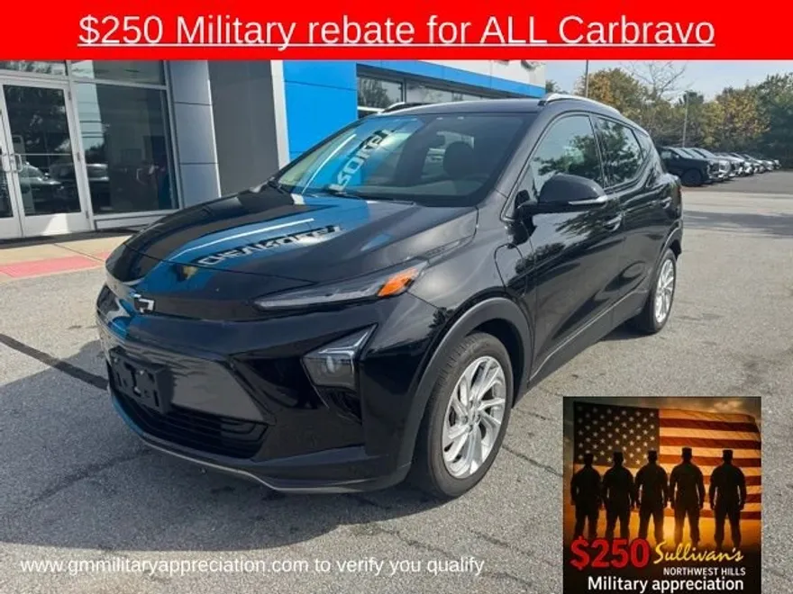 2023 Chevrolet Bolt EUV photo 1