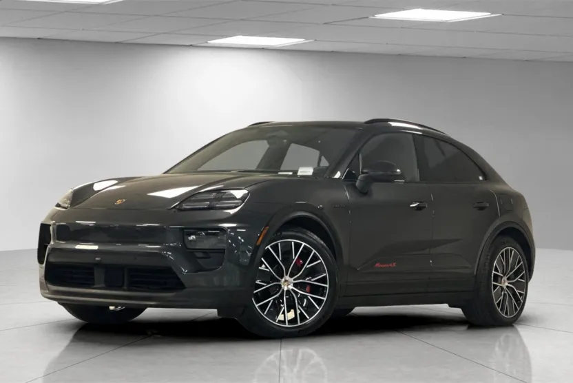 2025 Porsche Macan Electric photo 1