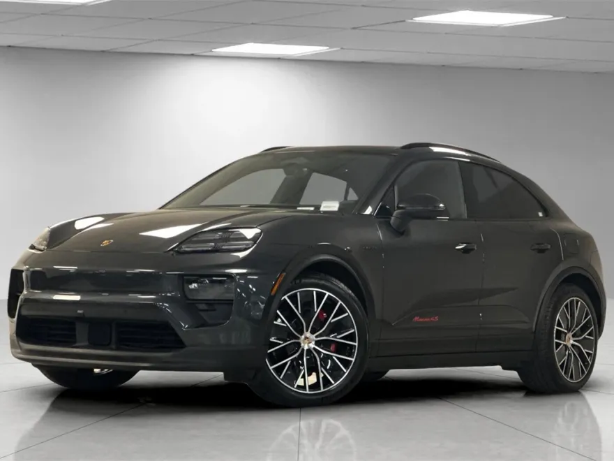 2025 Porsche Macan Electric photo 1