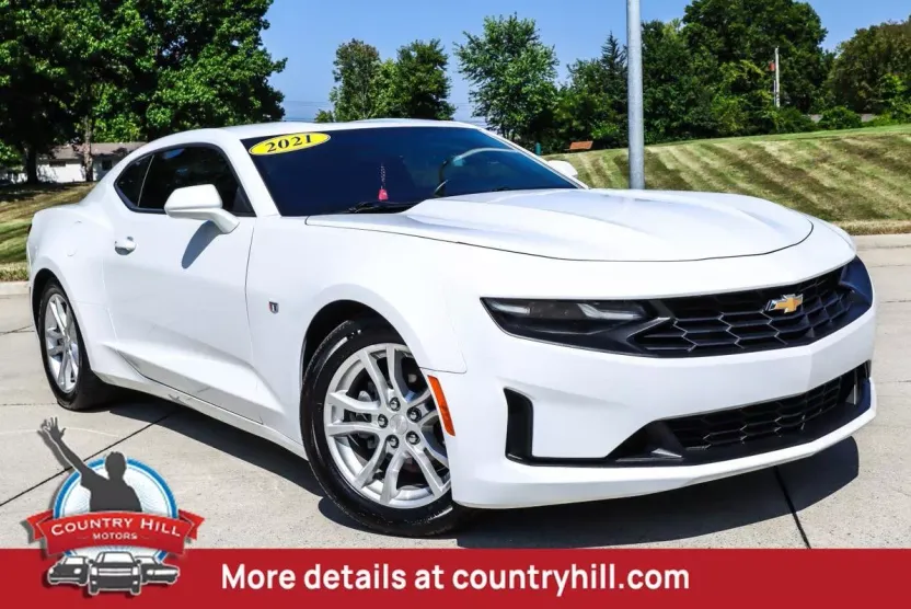 2021 Chevrolet Camaro 1LS photo 1