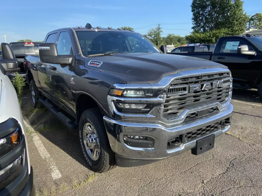 2025 Ram 2500 Tradesman photo 1
