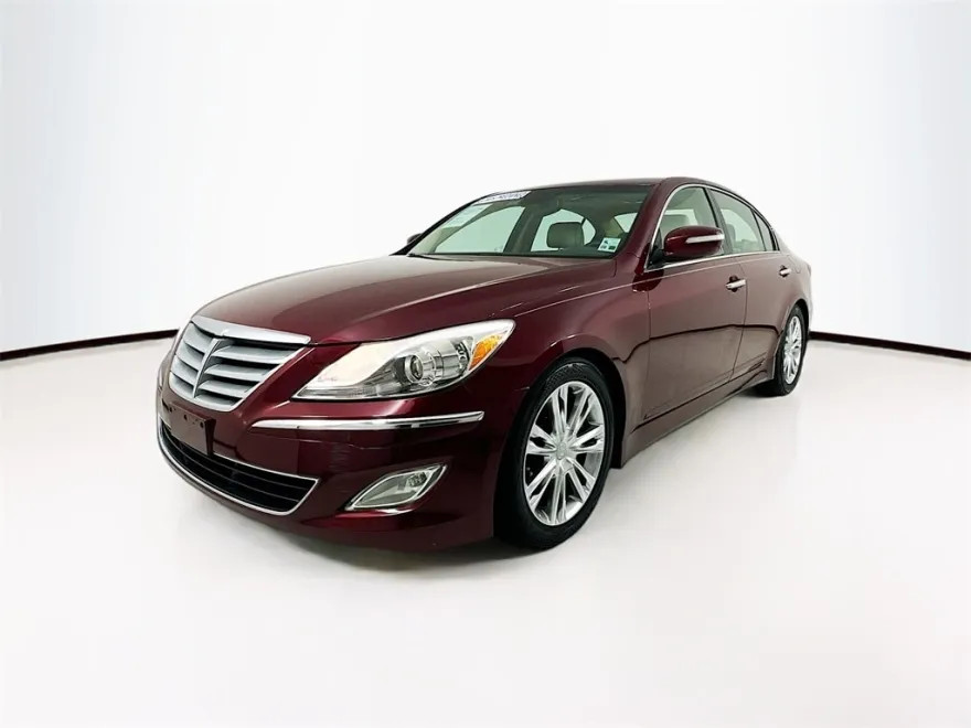 2012 Hyundai Genesis 3.8 photo 1