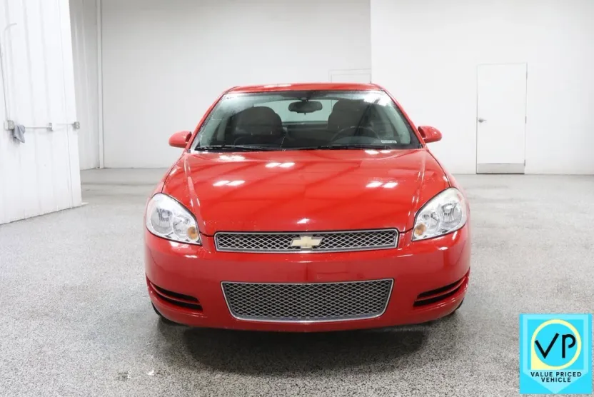 2012 Chevrolet Impala LS photo 1