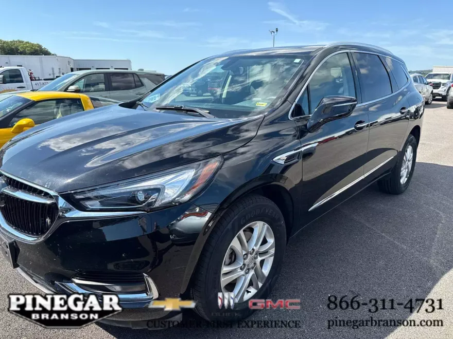 2020 Buick Enclave Essence photo 1