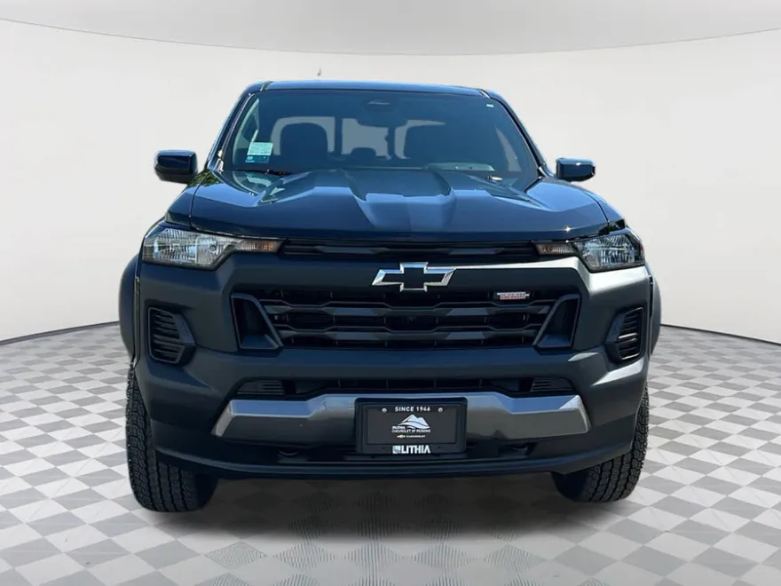 2026 Chevrolet Colorado Trail Boss photo 1