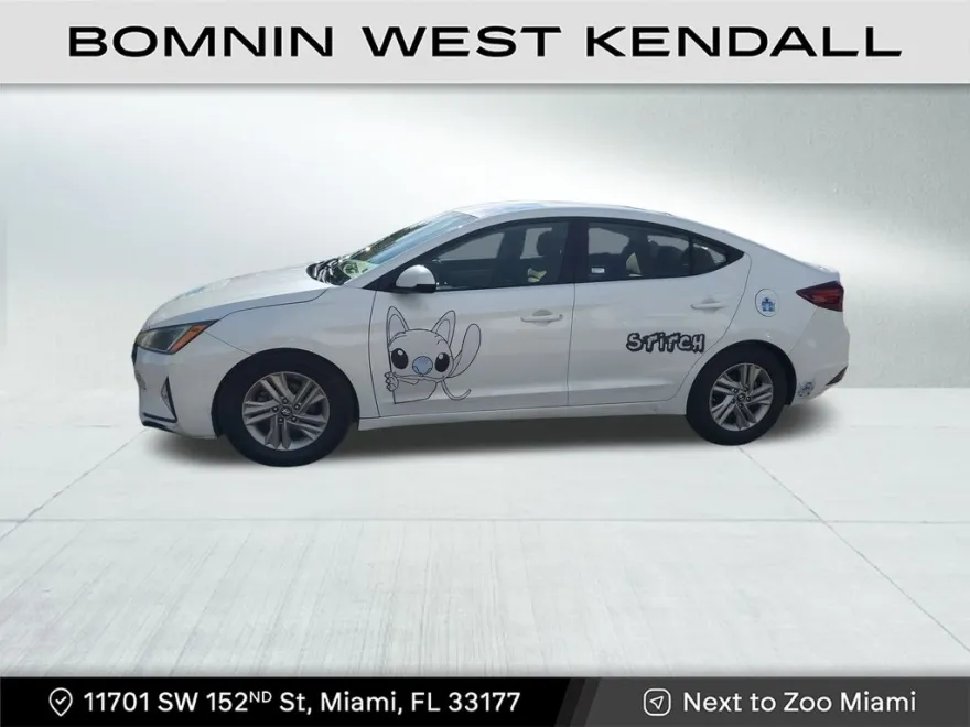 2019 Hyundai Elantra SEL photo 1