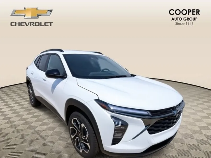 2025 Chevrolet Trax photo 1