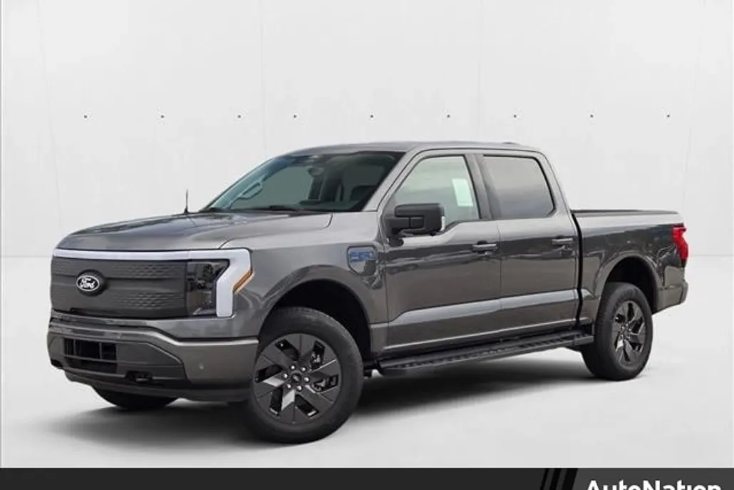 2025 Ford F-150 Lightning photo 1