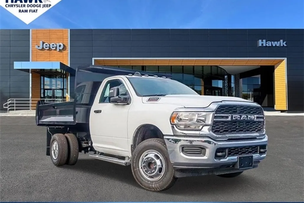 2024 Ram 3500 Tradesman photo 1