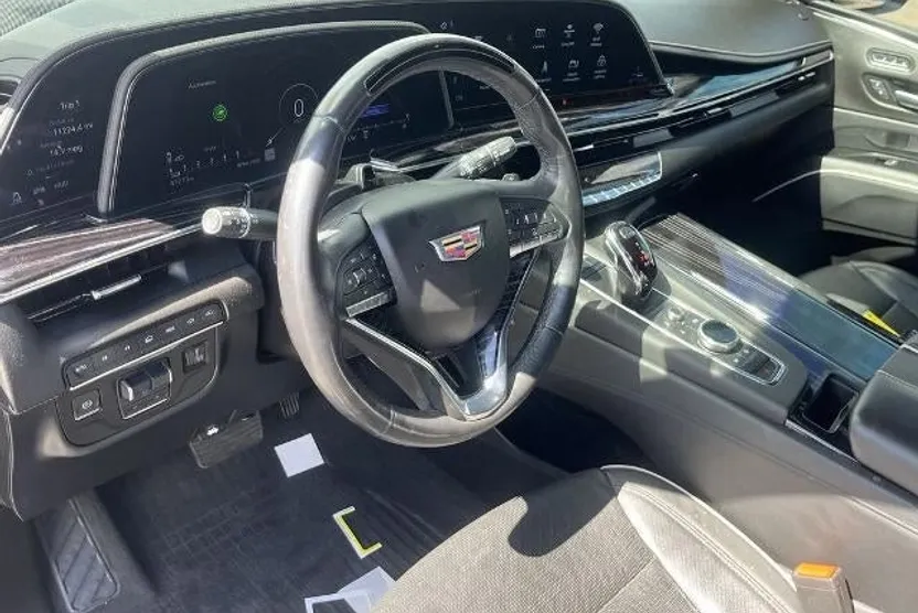2023 Cadillac Escalade Sport photo 1
