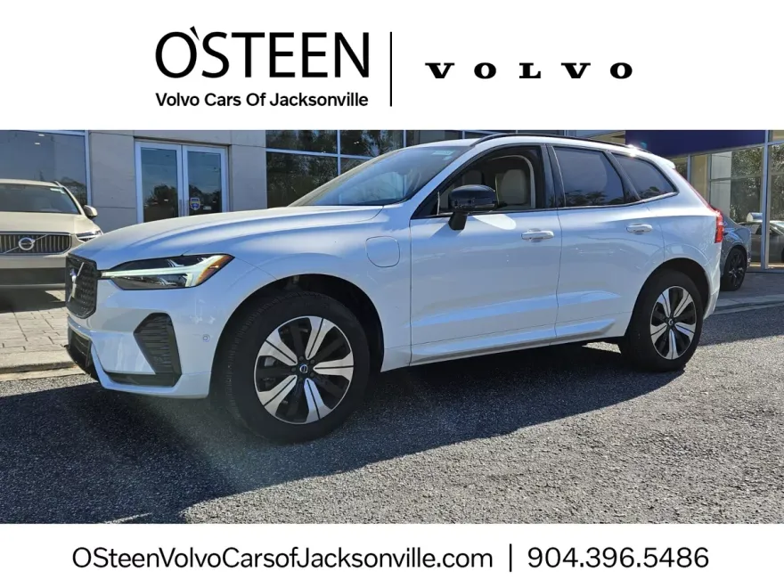 2025 Volvo XC60 Hybrid T8 Plus photo 1