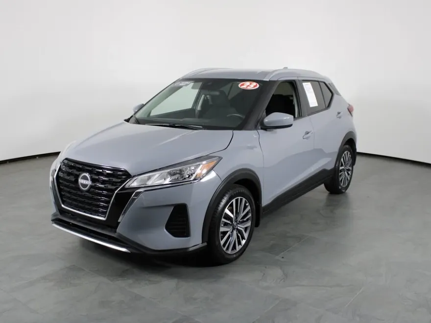 2023 Nissan Kicks SV photo 1