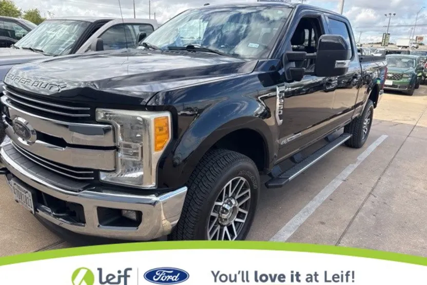 2017 Ford F-250 Lariat photo 1