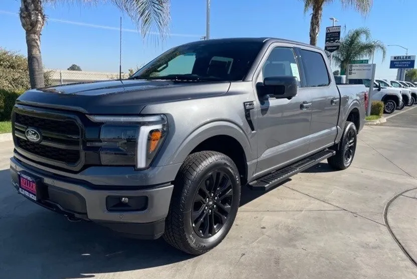 2025 Ford F-150 Lariat photo 1