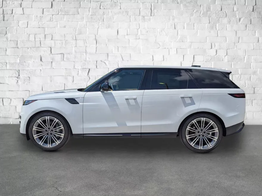 2025 Land Rover Range Rover Sport SE photo 1