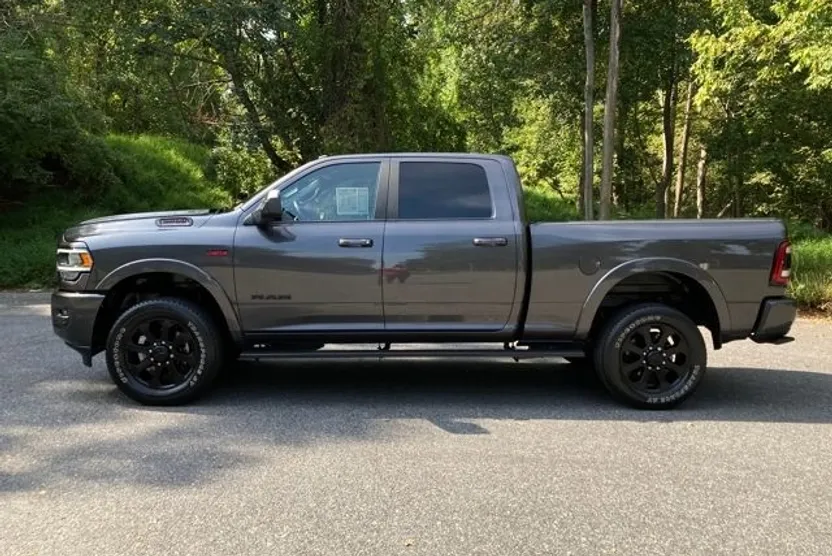 2022 Ram 2500 Laramie photo 1
