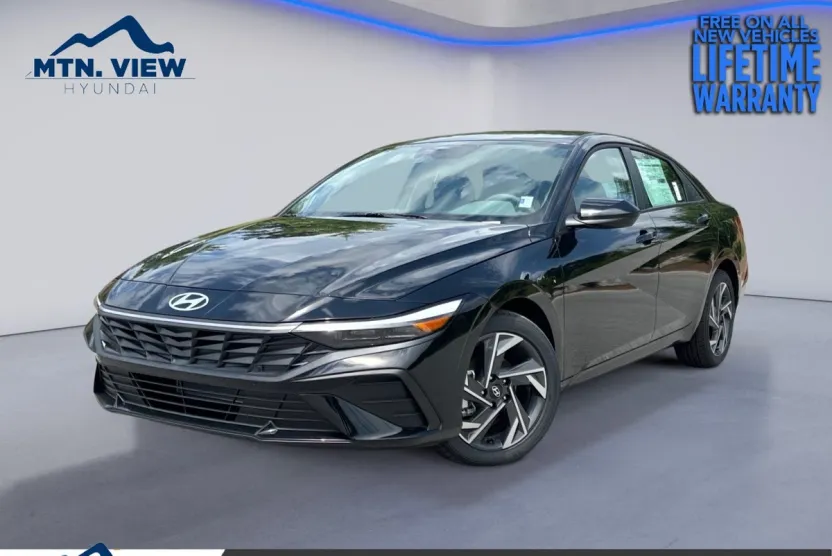 2025 Hyundai Elantra SEL Sport photo 1