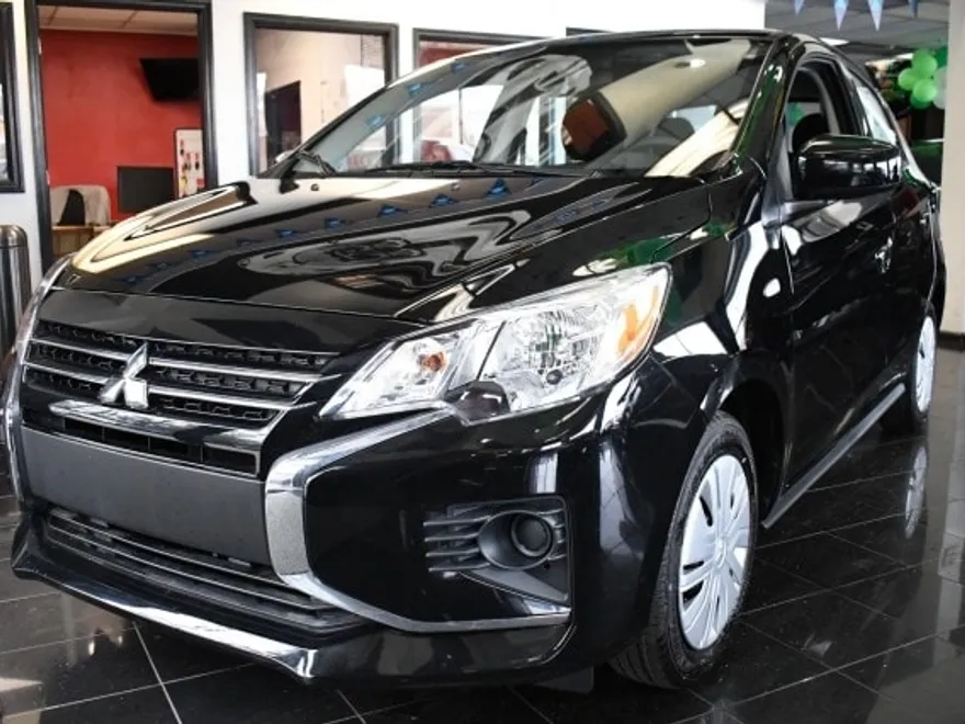 2024 Mitsubishi Mirage ES photo 1